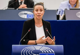 Slovenska europarlamentarka se naklonila studentima u Srbiji: Ispisali ste jednu od najljepših stranica historije