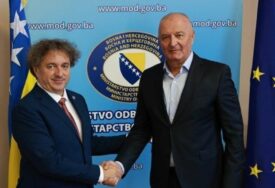 Sporazum Ministarstva odbrane i KCUS-a - transport helikopterom za životno ugrožene pacijente iz USK