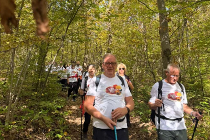 Cazin - Šetnjom kroz kestenove šume završen ovogodišnji ChestNUT Fest uz 250 učesnika