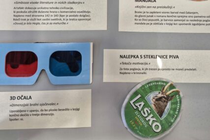 NEKI PREDMETI SU ŠOKANTNI! Bibliotekari otkrili šta sve pronađu u vraćenim knjigama (FOTO)