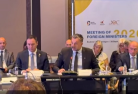 Konaković u Crnoj Gori: "Gledao sam u lica žena koje su ukopale svoju djecu. Kako da ovdje govorim o pomirenju..."
