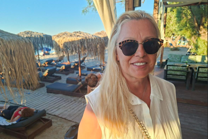 NININI BISERI: Ko laže