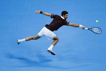 Novak Đoković nakon preokreta savladao Aleksandra Zvereva i izborio polufinale China Opena s Medvedevom