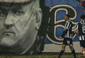 (VIDEO) Partizan pobijedio Novi Pazar uz koreografiju zločinca Mladića