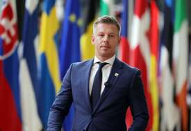 Magyar o nasilju u Francuskoj: Zato Mađarska ne popušta po pitanju migracija