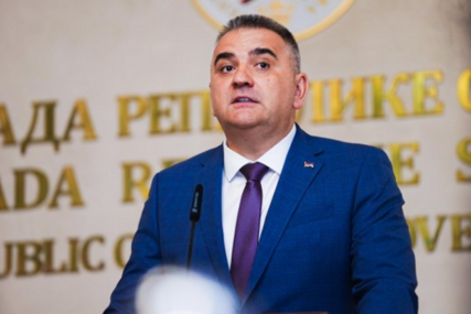 Savo Minić: Saradnja sa lobistima nesporna, ugovor pod oznakom tajnosti