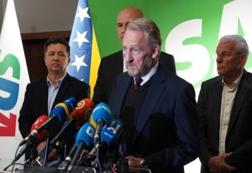 FOTO: SCREENSHOT