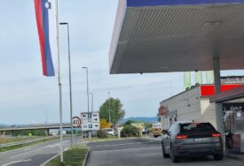 Dvije osobe poginule, dijete teško povrijeđeno u teškoj nesreći kod Lukovice