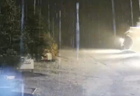 Snijeg zabijelio Hercegovinu (VIDEO)