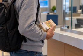 Umjesto 12.900, banka studentu greškom isplatila više od 120.000 eura