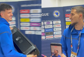 Muharemović prekinuo Smajlovića pjesmom Prijovićke, ovaj poručio: "Može li sljedeći put..."