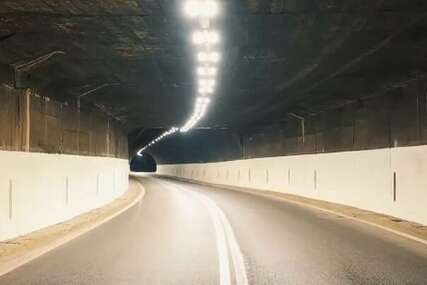 (VIDEO) Nakon 40 godina osvijetljen tunel na ulazu u Sarajevo