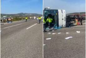 Jeziva nesreća u Turskoj: Autobus smrskan nakon sudara s kamionom, najmanje 11 mrtvih