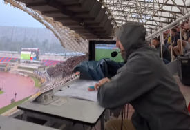Komentator derbija u Splitu radio u neljudskim uslovima: "Bilo je kao u Čečeniji" (VIDEO)