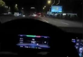 Divljao Sarajevom vozeći 147 km/h i snimao se za TikTok: Policija ga pronašla i kaznila