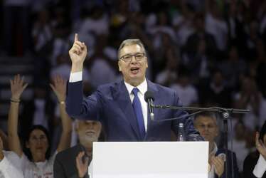 Vučić s predizbornog skupa poručio Srbija nastavlja EU put, ali bez uvođenja sankcija Rusiji: "Nećemo gaziti tradicionalna prijateljstva"