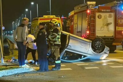 Težak sudar: Automobil na krovu, među povrijeđenima i beba